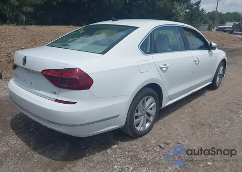2018 Volkswagen Passat 2.0T Se из США, поврежденный, VIN 1VWBA7A33JC032316